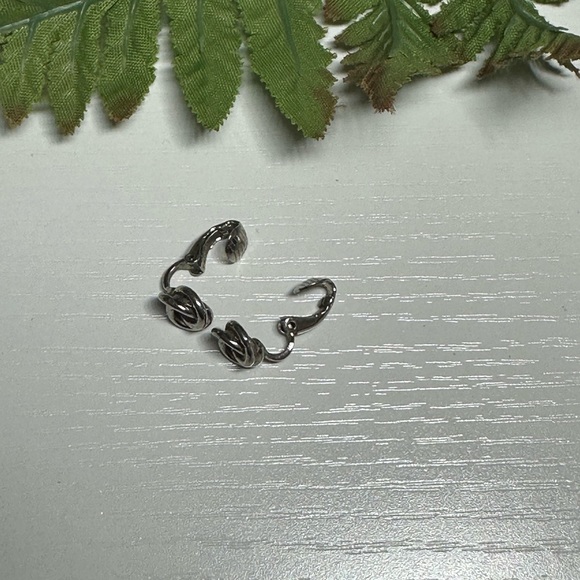 Love Knot Clip on Earrings - Picture 3 of 4